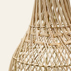 Kalimantan Arena | Escultura de Luz para la Pausa en Ratán Natural · 39 cm