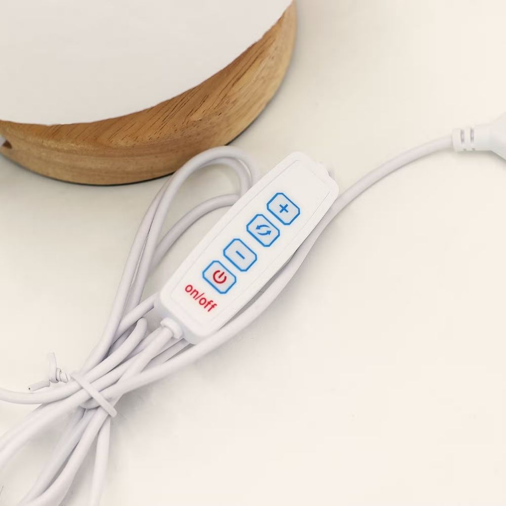 Luna | Lámpara de diseño orgánico y relieve esférico lunar · 17 cm